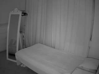 voyeurcam-julmodels-reallife-3
