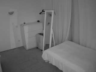 voyeurcam-julmodels-reallife-3