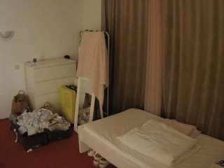 voyeurcam-julmodels-reallife-3