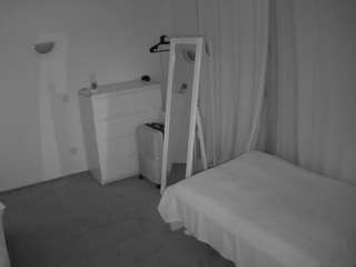 voyeurcam-julmodels-reallife-3