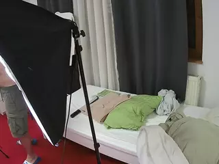 Julmodels Bedroom-E3's Live Sex Cam Show