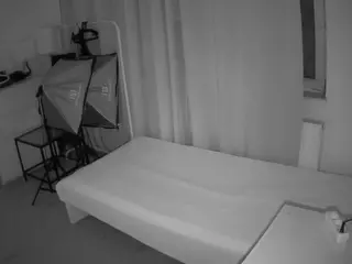 Julmodels Bedroom-E3's Live Sex Cam Show