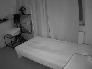 Julmodels Bedroom-E3's Live Sex Cam Show