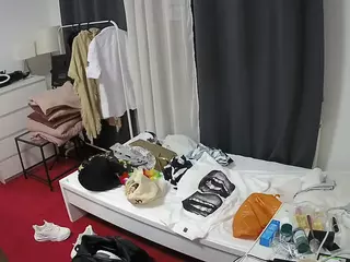 Julmodels Bedroom-E3's Live Sex Cam Show