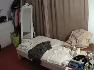 Julmodels Bedroom-E3's Live Sex Cam Show