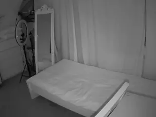 Julmodels Bedroom-E3's Live Sex Cam Show