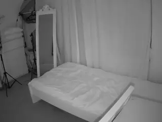 Julmodels Bedroom-E3's Live Sex Cam Show