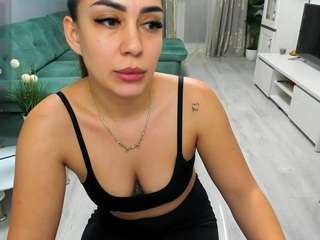 eveeevian Live Webcam on CamSoda