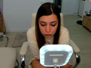 eveeevian Sex Cam Show