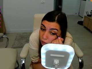 eveeevian Sex Cam Show