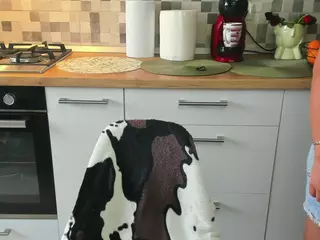 eveeevian's Live Sex Cam Show