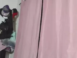 rousse-ellise's Live Sex Cam Show