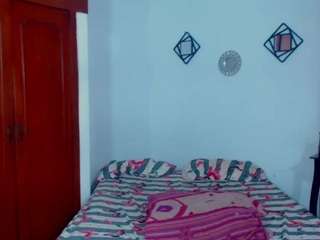 marcela-browm Live Webcam on CamSoda