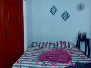  marcela-browm chat room