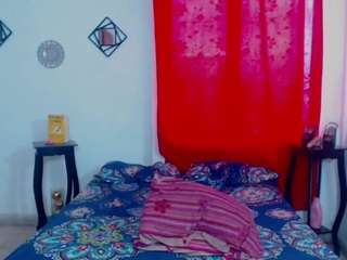 marcela-browm Live Webcam on CamSoda