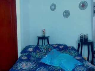 marcela-browm Live Webcam on CamSoda
