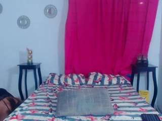 marcela-browm webcam