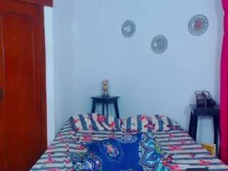 marcela-browm webcam