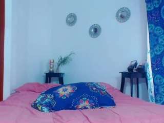 marcela-browm webcam