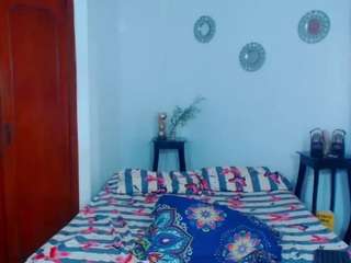 marcela-browm webcam