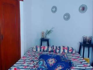 marcela-browm webcam