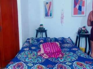 marcela-browm webcam model