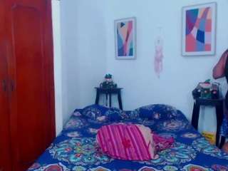 marcela-browm webcam