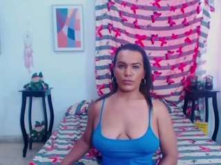 marcela-browm webcam