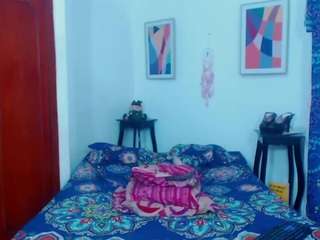 marcela-browm webcam