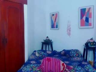 le modèle marcela-browm est en webcam porno dans un show sur le site camsoda, il possède les tags suivants: black hair,brown eyes,dirty talk,drinking,muscular,orgasm,smoking,spank,tattoos,tease,big-tits,hd,latin