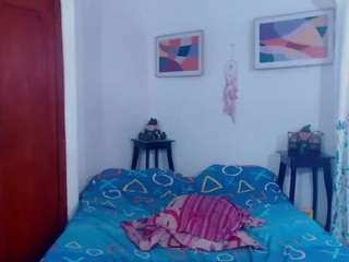 marcela-browm Live Webcam on CamSoda