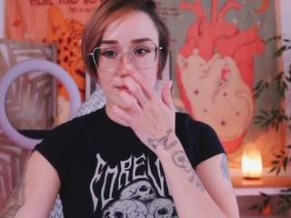 nikaxreznik Live Webcam on CamSoda