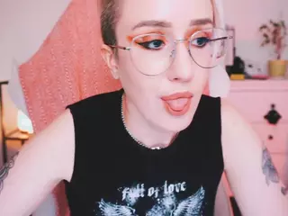 nikaxreznik's Live Sex Cam Show