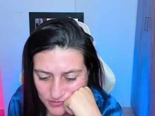 april-johnson Live Webcam on CamSoda