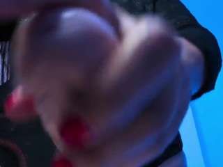 april-johnson's CamSoda show and profile