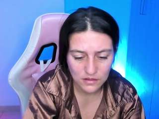 april-johnson Live Webcam on CamSoda