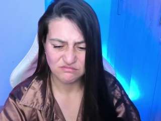 april-johnson Live Webcam on CamSoda