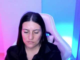 april-johnson's live room