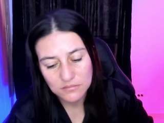 april-johnson live cam preview
