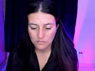 april-johnson's live room