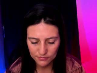 april-johnson's live room