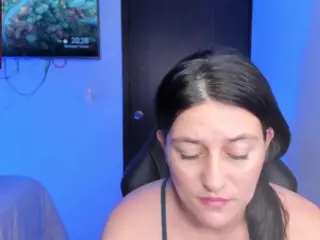 april-johnson's Live Sex Cam Show