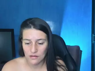 april-johnson's Live Sex Cam Show