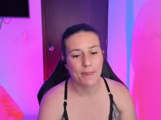 april-johnson's Live Sex Cam Show