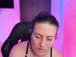 april-johnson's Live Sex Cam Show