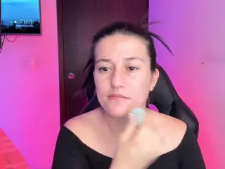 april-johnson's Live Sex Cam Show