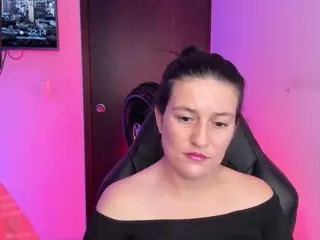 april-johnson's Live Sex Cam Show