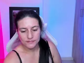 april-johnson's Live Sex Cam Show