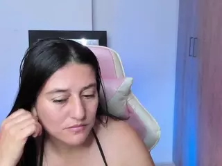 april-johnson's Live Sex Cam Show