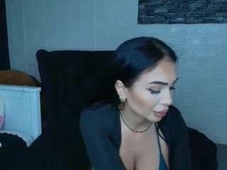 meryemm live cam preview